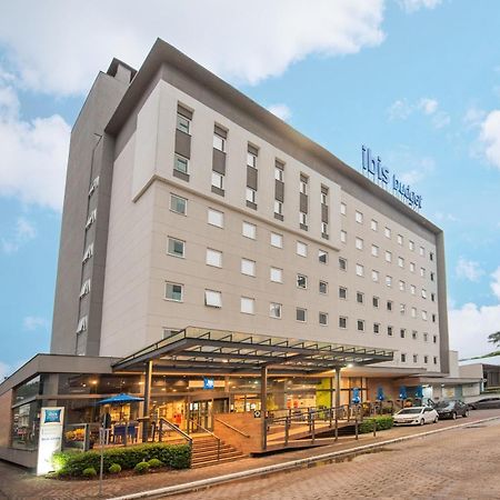 ibis budget Blumenau Exterior foto