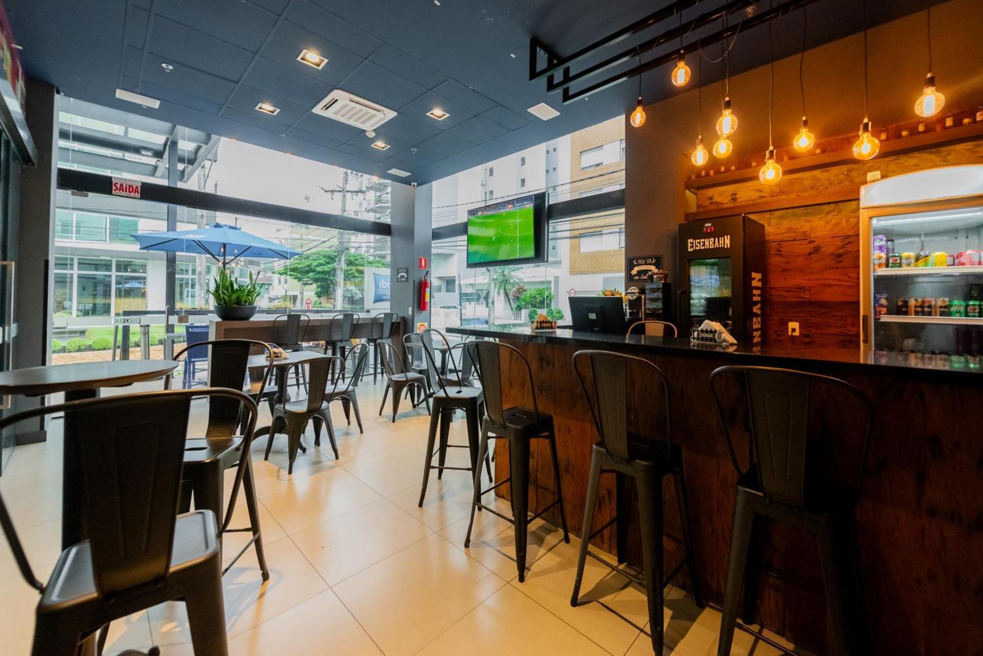 ibis budget Blumenau Exterior foto